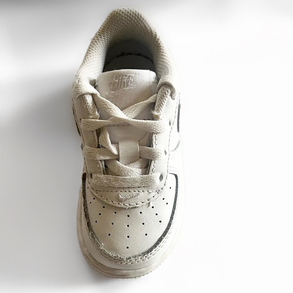 Nike Force 1 LE Toddler Size 6c - Picture 3 of 5